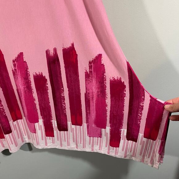 Zim & Zoe Women's Pink Graphics Short Sleeve Tunic Top Size 26/28 - Picture 7 of 10